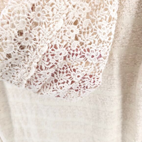 Free People Oversize Ivory Candy Crochet Lace Hoodie Kanga Pouch Tunic SweaterXS - Picture 12 of 12